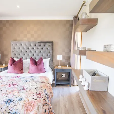 Ferienwohnung Six Whale Rock Gardens Plettenberg Bay Exterior foto