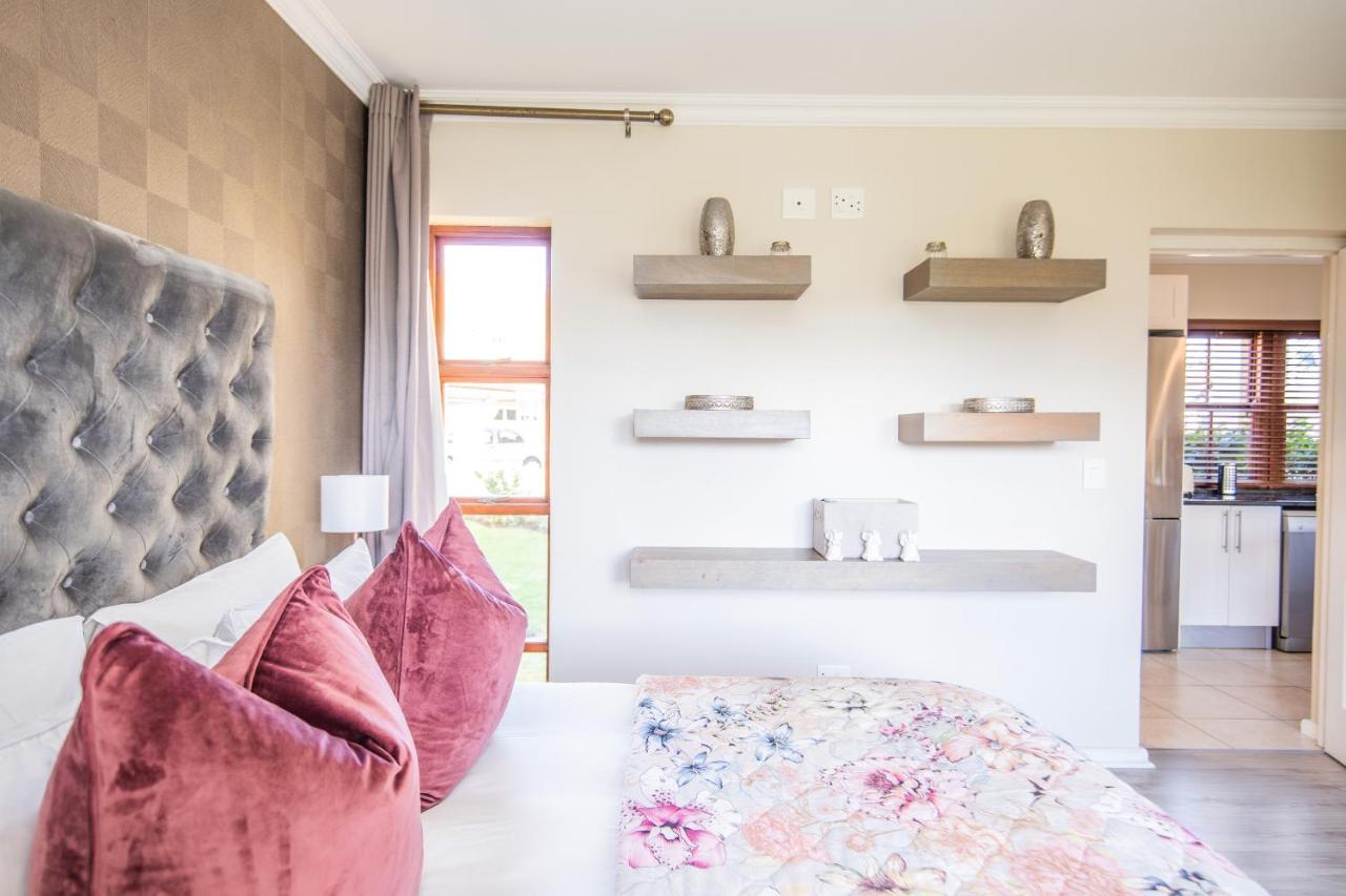 Six Whale Rock Gardens With Back Up Power For Load Shedding