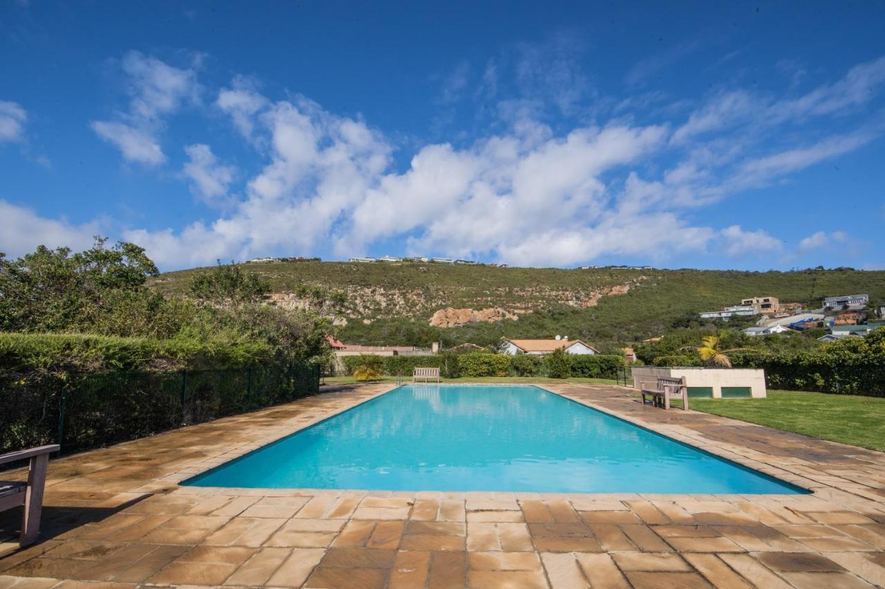 Six Whale Rock Gardens With Back Up Power For Load Shedding Apartment *