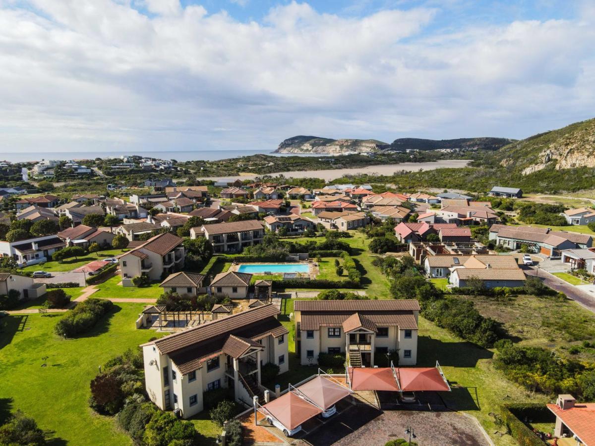 Six Whale Rock Gardens With Back Up Power For Load Shedding